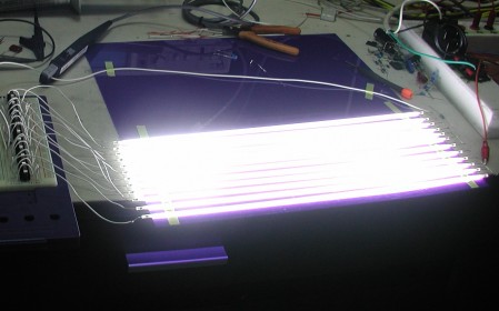 Cold Cathode Fluorescent Lamp (ccfl)