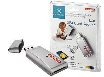 De SiteCom MD-010 USB Sim Card Reader in zijn blisterverpakking