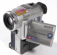 videocamera_sony_pc100e