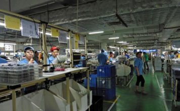 Bijna alle tech wordt in Chinese fabrieken zoals deze van G-tech Electronics in Zhuhai gemaakt